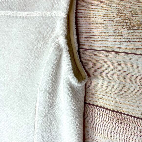 Patagonia Synchilla Vest - Winter White - Picture 11 of 12